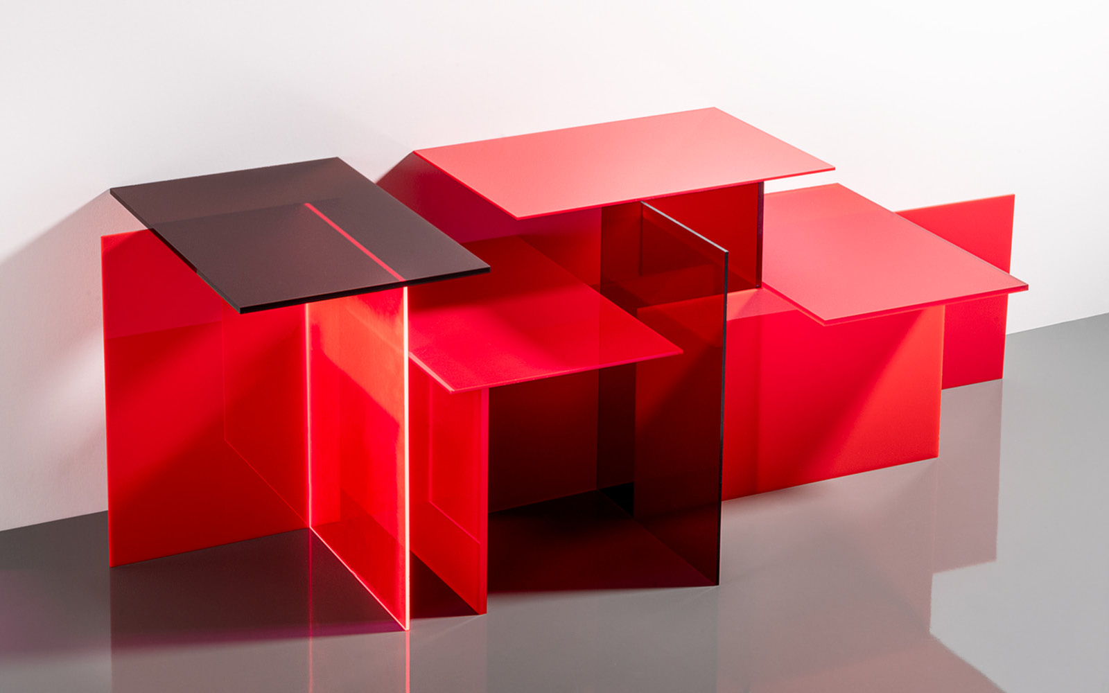 Material PLEXIGLAS® rot