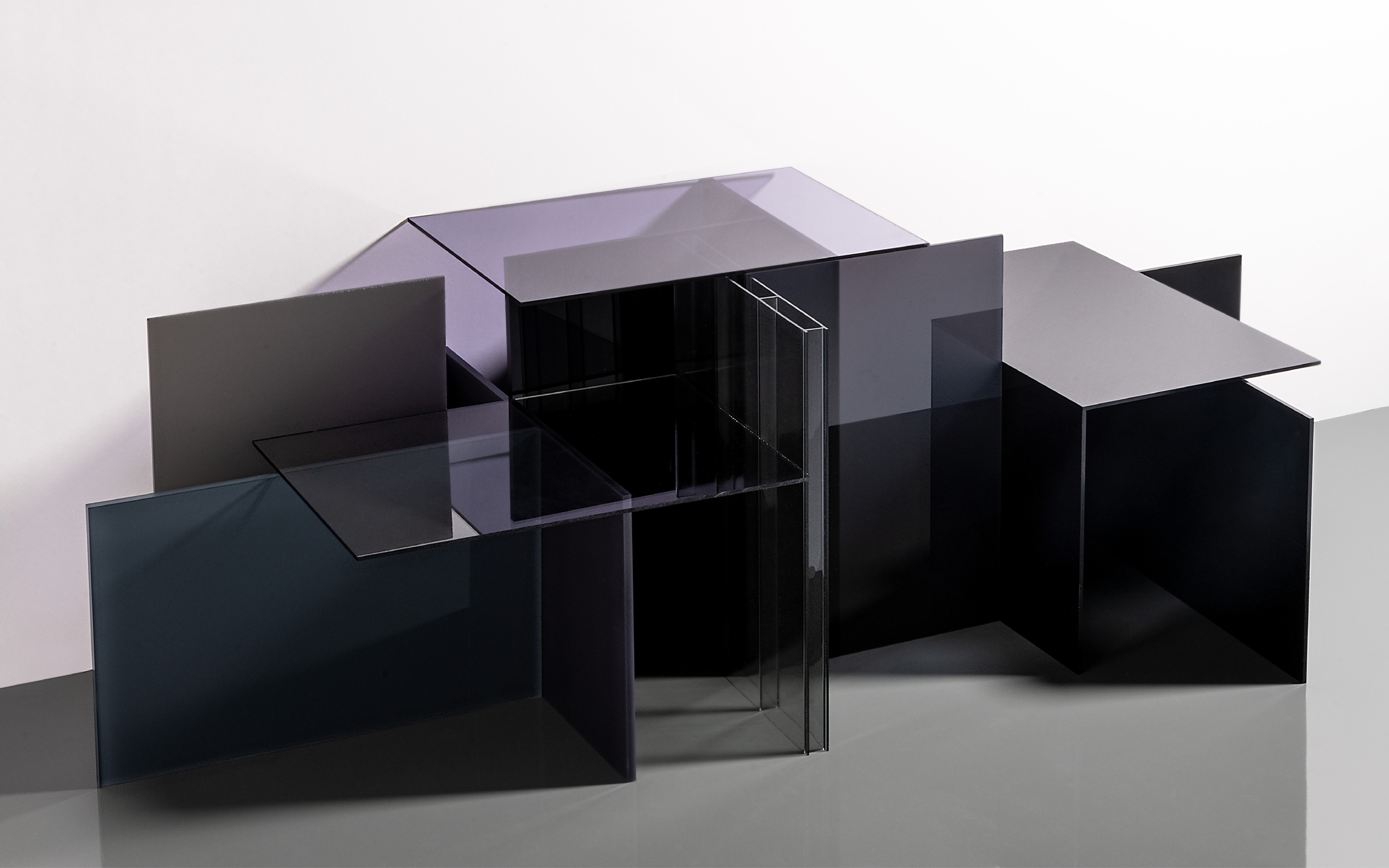 Material PLEXIGLAS® schwarz